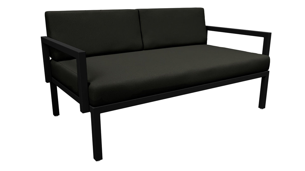 OUT-FIT Loveseat