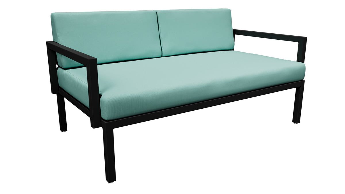 OUT-FIT Loveseat