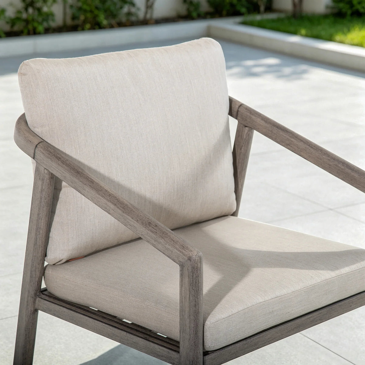 Amalfi 9-Piece Rectangular Patio Dining Set with 8 Ergonomic Armchairs